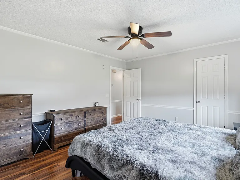 757 Jeanette Cir — Photo 24