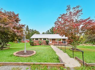 48 Deer Run, Moscow, PA 18444