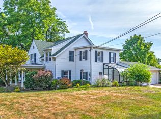 85 N Beverwyck Rd, Parsippany, NJ 07054