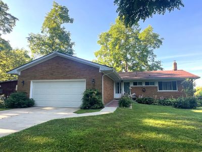 10262 Faussett Rd, Fenton, MI, 48430