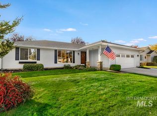 637 Pine St, Gooding, ID 83330