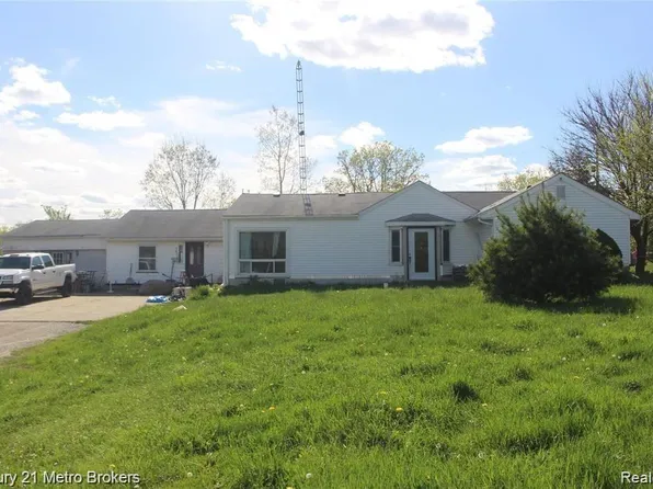 6409 N Dort Hwy, Mount Morris, MI 48458