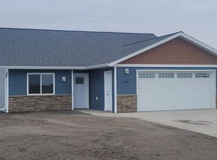 1305 16th St SE, Devils Lake, ND 58301