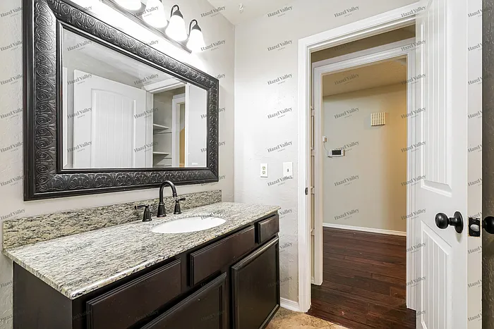 4517 Dove Tree Ln — Photo 11