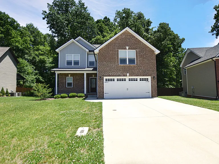236 Towes Ln — Photo 1