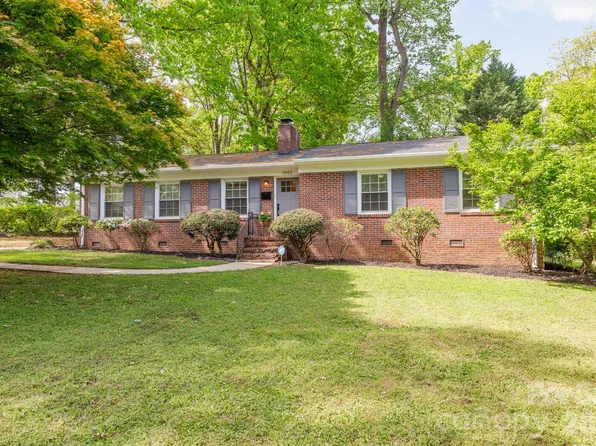 1940 Lansdale Dr, Charlotte, NC 28205