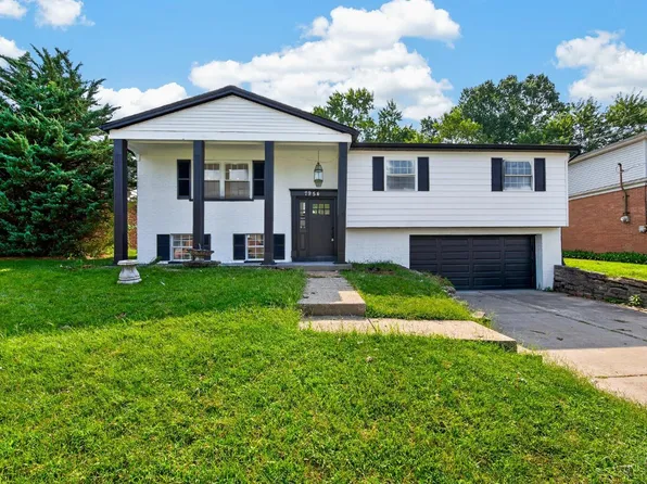 7954 Seward Ave, Cincinnati, OH 45231