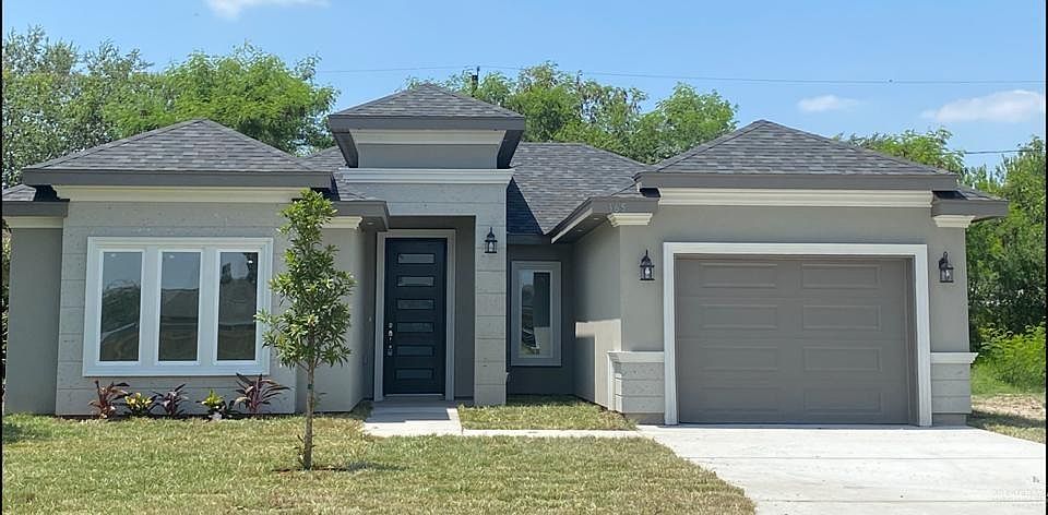 1st image of 818 Canela Dr