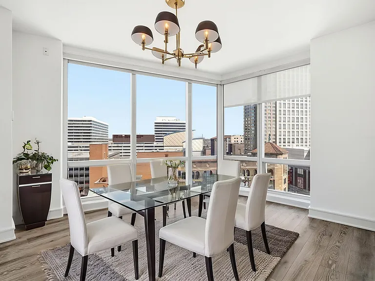 1 Renaissance Sq #11G — Photo 7