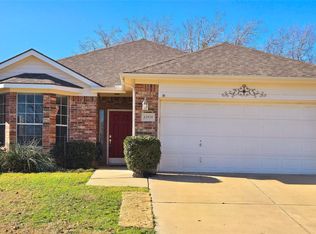 13529 Ponderosa Ranch Rd, Fort Worth, TX 76115