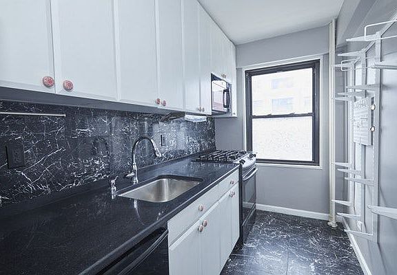3rd image of 345 W 145th St APT 5A4
