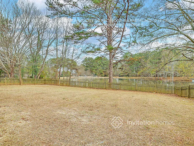 1114 Westchester Dr SW — Photo 25