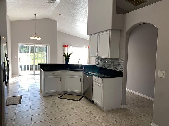 2nd image of 1450 Portmoor Way
