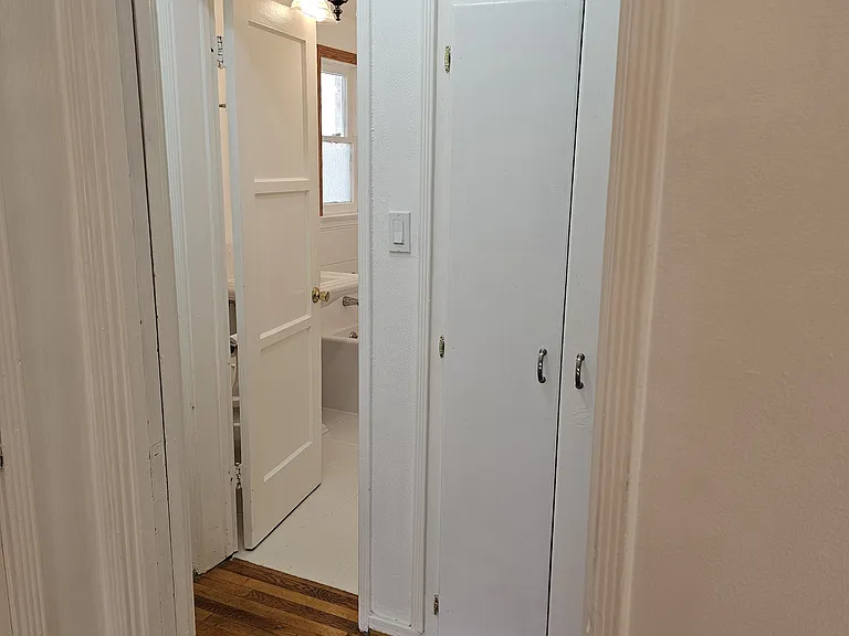 236 S Rexford Dr #1/4 — Photo 43