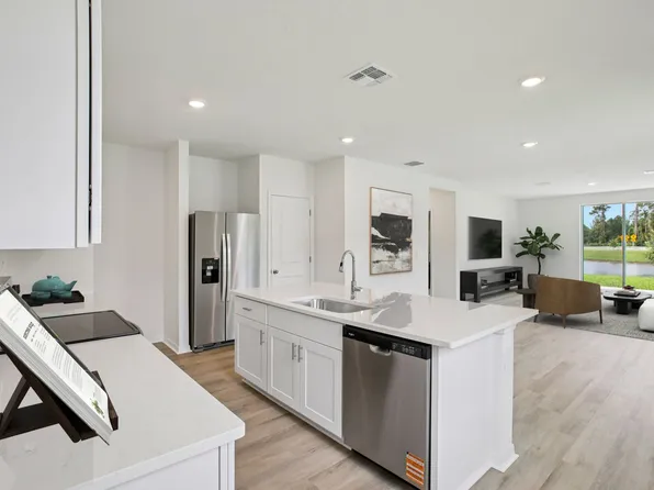 320 Lazy Shore Dr, Nokomis, FL 34275