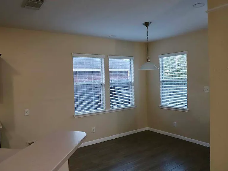 7407 Saxon Hill Ln — Photo 12