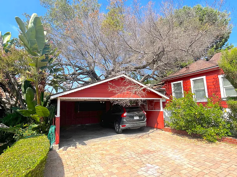 703 Manzanita Ave — Photo 27