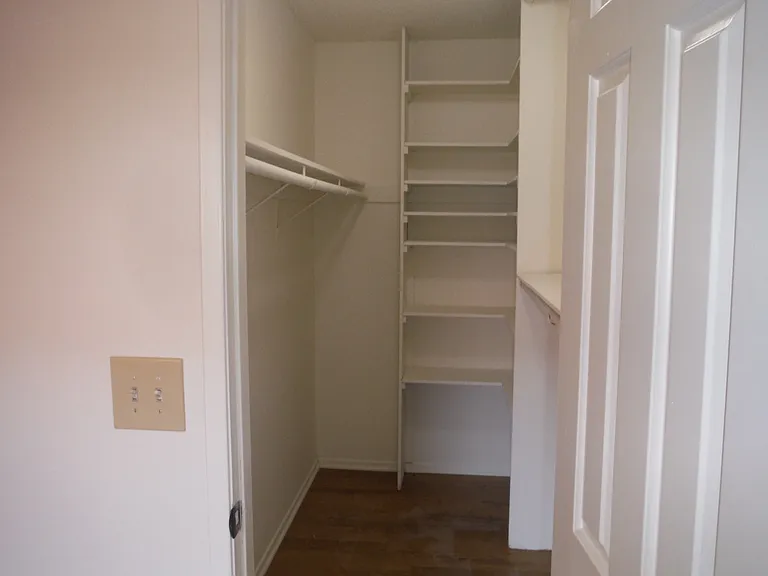 43738 Mona St — Photo 30