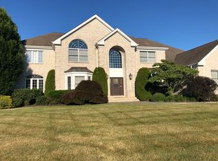 1 Meadow Ln, West Long Branch, NJ