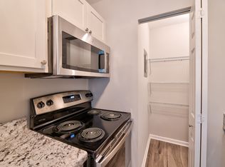 Glen Hills Apartments, Milwaukee, WI 53209