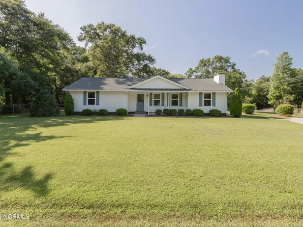 106 Lousan Drive, Cape Carteret, NC 28584