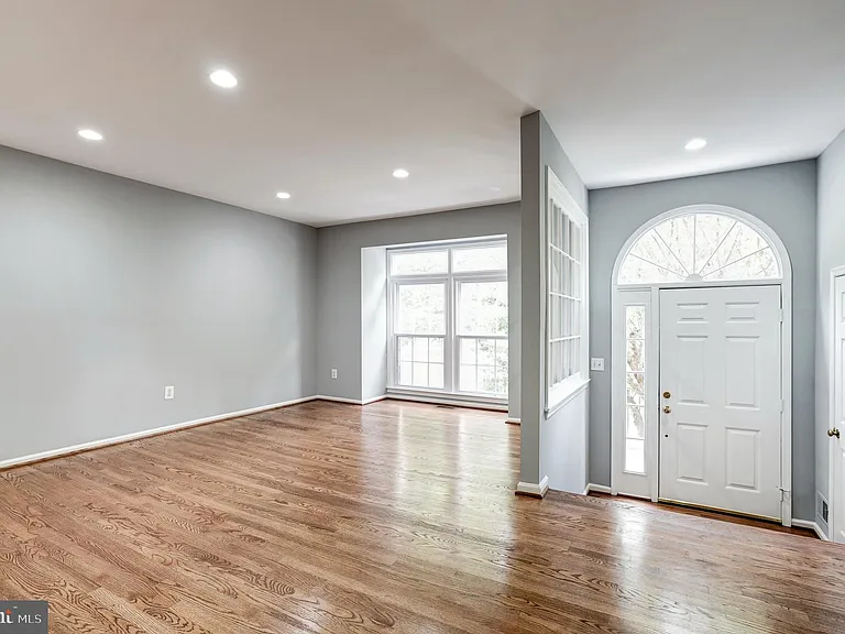 3827 Inverness Rd — Photo 9
