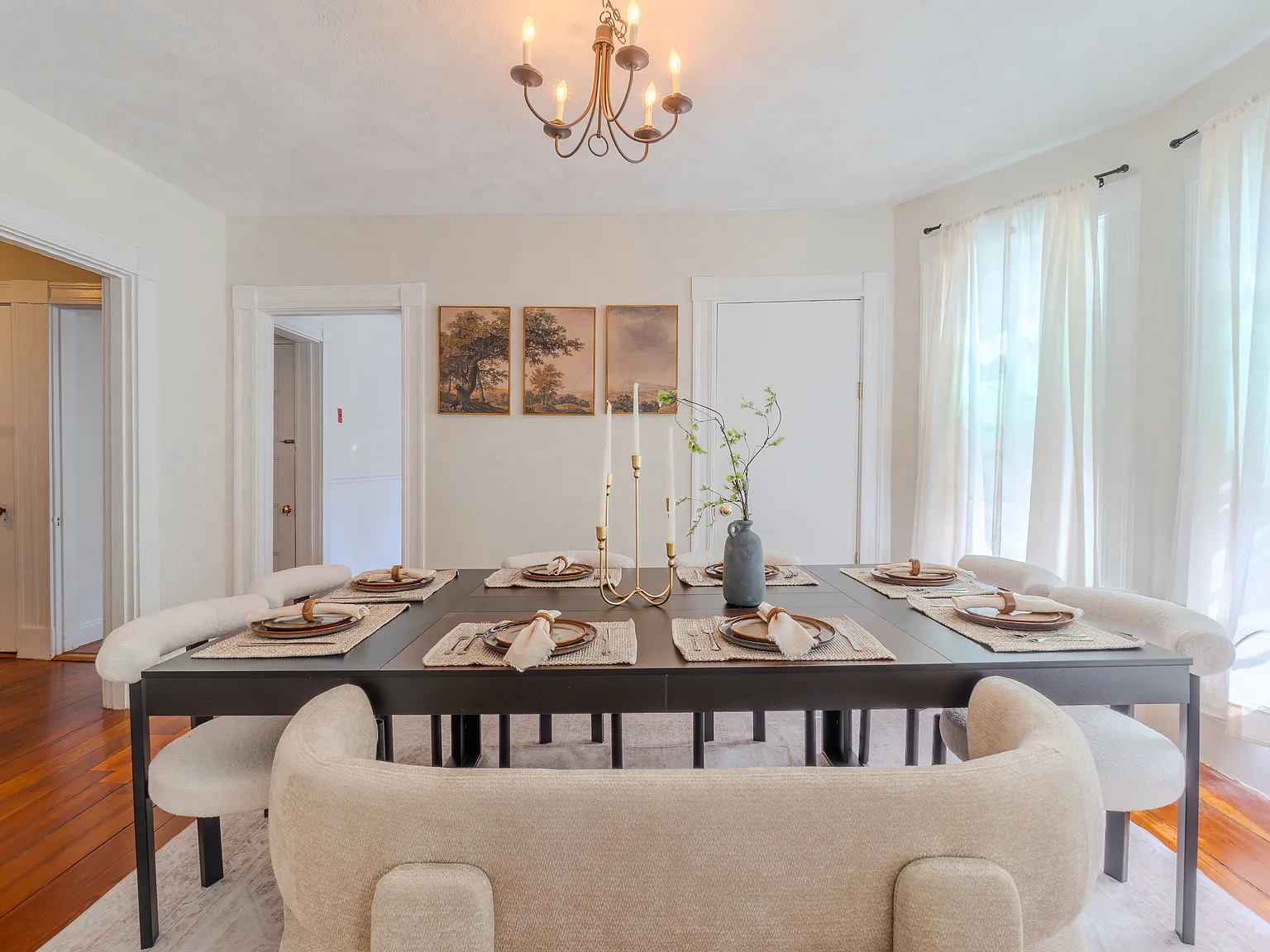 4 bed, 1800 sqft, $4,600 — Photo 2