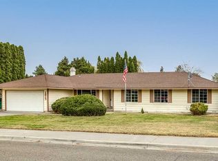 1813 S Rainier Pl, Kennewick, WA 99337