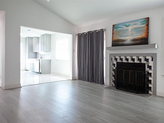 5th image of 11614 Pearwood Pl