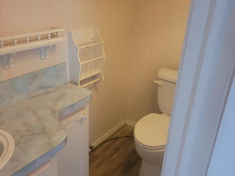 800 Sasha Ln — Photo 11