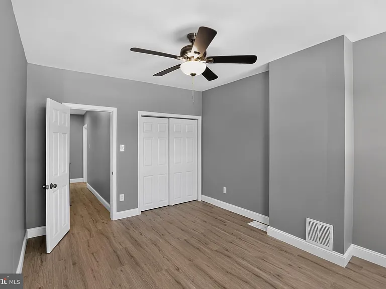 3053 Janney St — Photo 14