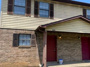 1230 Clear Ridge Ln, Radcliff, KY 40160