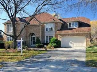 1926 Middleton Ct, Wheaton, IL 60189