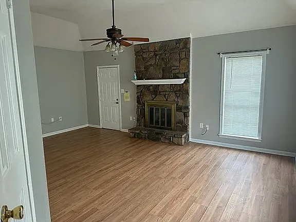 4891 Summitridge Dr — Photo 6