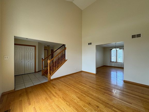 3rd image of 18600 Loras Ct