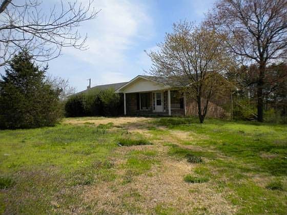 2nd image of 1030 County Road 1518