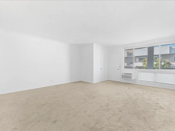 174 N Almont Dr #302, Beverly Hills, CA 90211