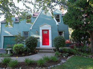 38 E Weisheimer Rd, Columbus, OH 43214