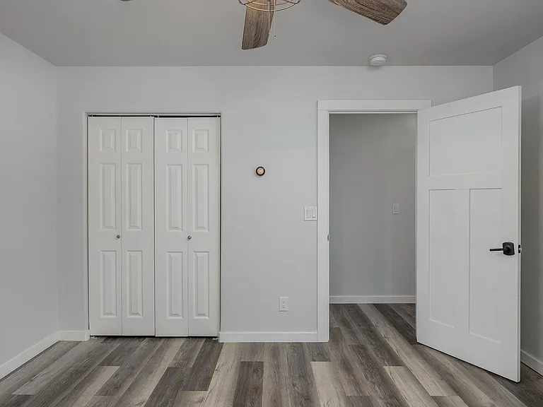 1157 Acorn Cir — Photo 23