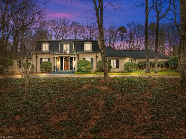 3025 N Fairway Dr, Burlington, NC 27215