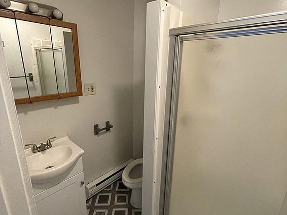 3rd image of 2036 Lark St APT 4