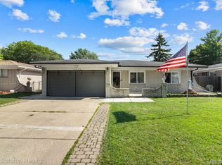 13670 Terra Santa Dr, Sterling Heights, MI 48312