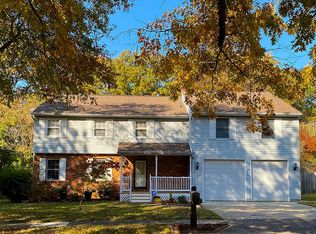 1628 Severn Run Ct, Severn, MD 21144