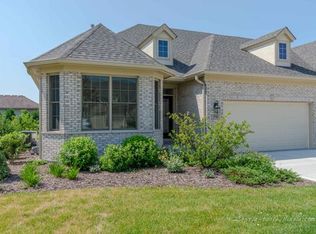 931 Woodglen Ln, Lemont, IL 60439