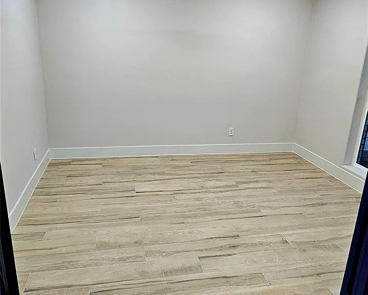 18630 Prince William Ln — Photo 14