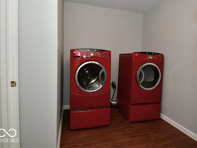 15208 Radiance Dr — Photo 31