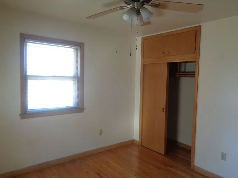 1135 E Gorham St — Photo 9