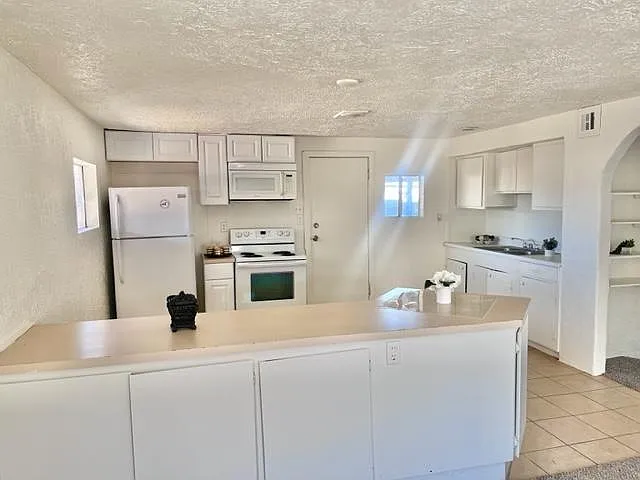 404 N Lincoln Ave — Photo 6