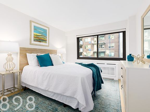 5th image of 160 W 97th St APT 9F