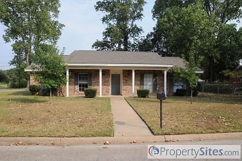 1st image of 408 Rose Marie Blvd